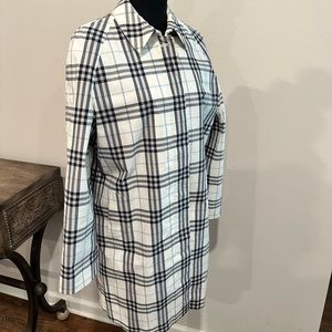 EUC Burberry Rain Coat